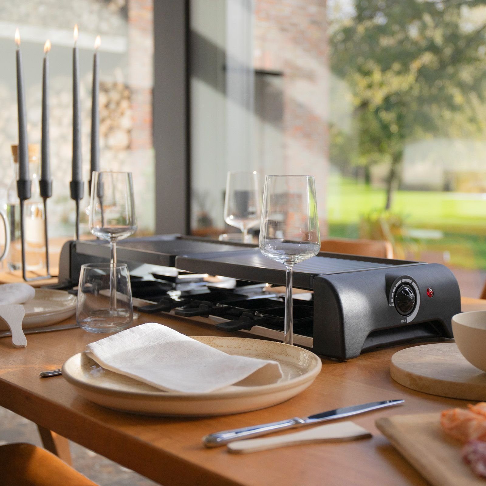 bmf-versand Raclette Raclette 12 Personen Grill Set Tischgrill Elektrogrill Pfännchen, 12 Raclettepfännchen, 1800,00 W, Einfache Reinigung, Einstellbarer Thermostat, Umfangreiches Zubehör