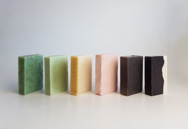 I Want You Naked Love Me Tender Kakaobutter & Macadamia-Öl Gesichtsseife