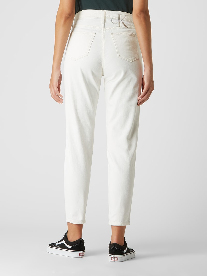 Mom Fit Jeans aus Baumwolle in offwhite