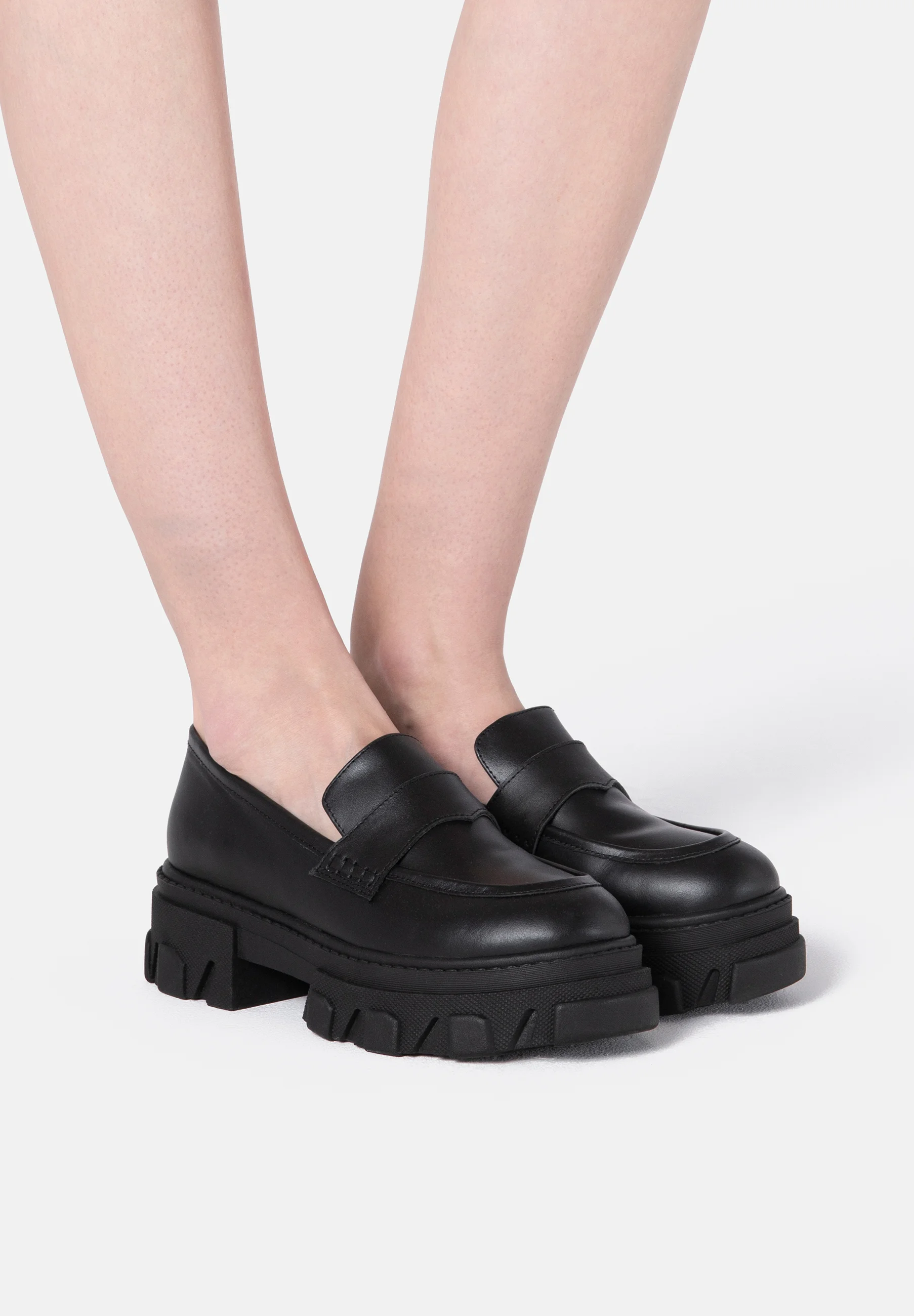 L37 ROULETTE - Mocasines