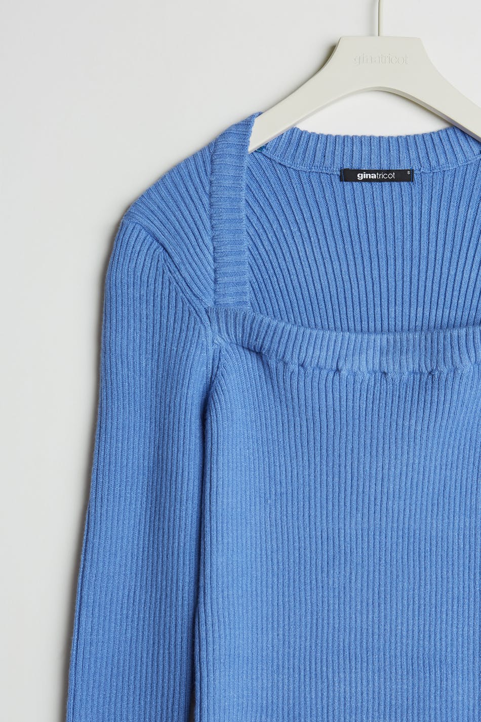 Josie knitted sweater
