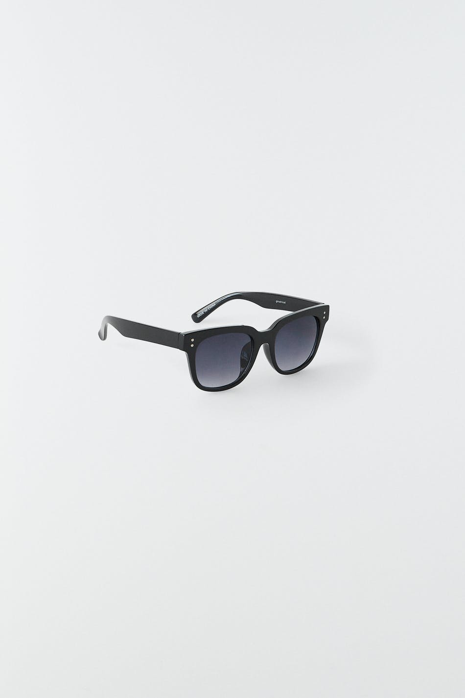 Basic sunglasses