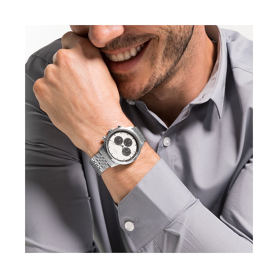 FAVS Chronograph