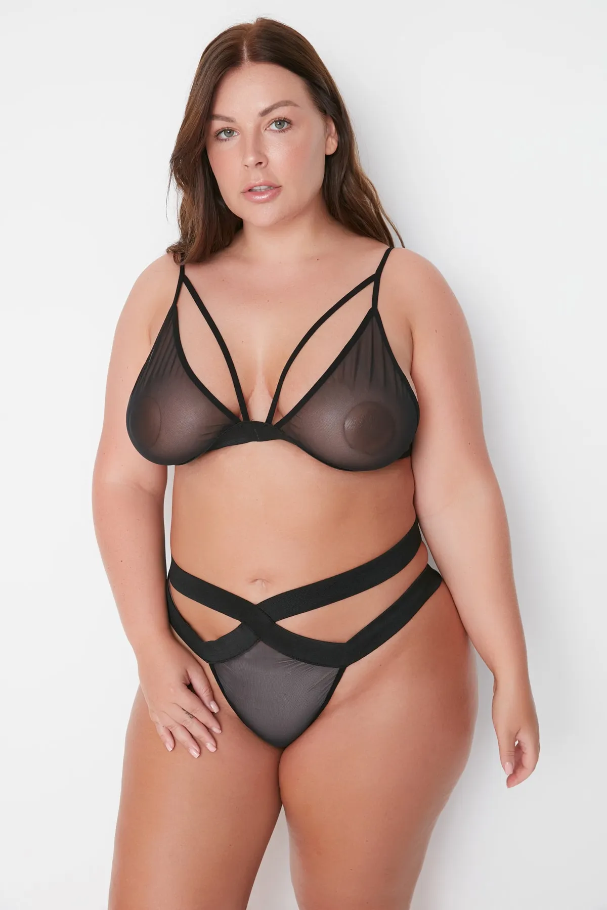 Trendyol Curve  Schwarze Paspelierung, transparente Unterseite und Oberseite, Set TBSSS22DG00000