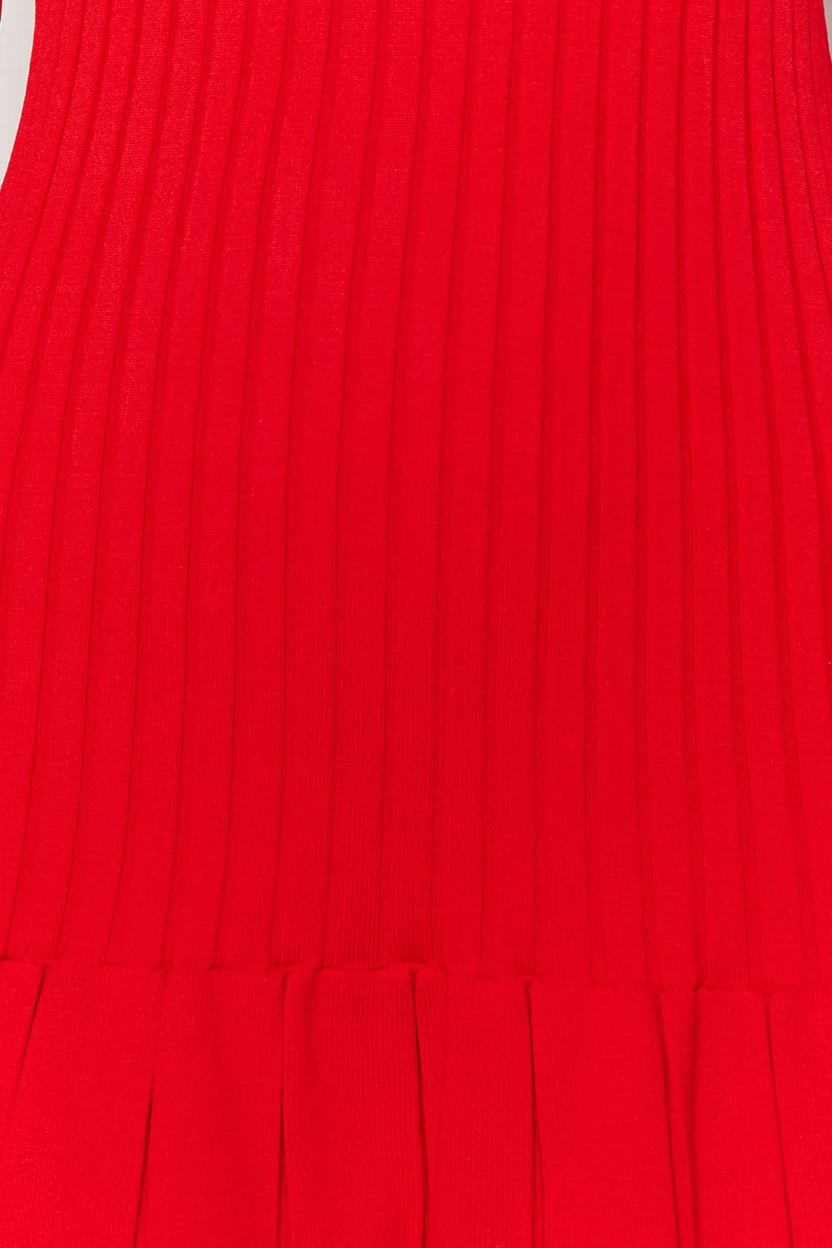 Trendyol Collection  Rotes Mini-Strickkleid mit Rundhalsausschnitt TWOAW24EL00013