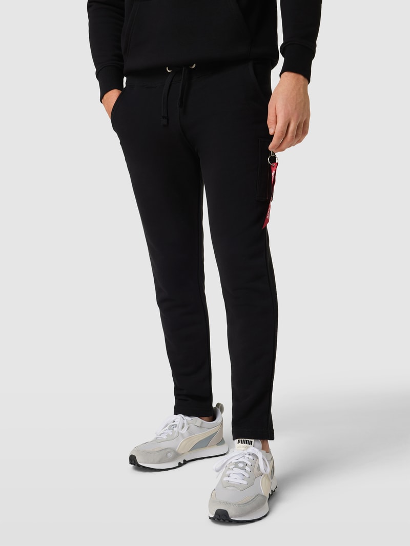 Sweatpants mit Label-Applikation Modell 'X-FIT' in schwarz