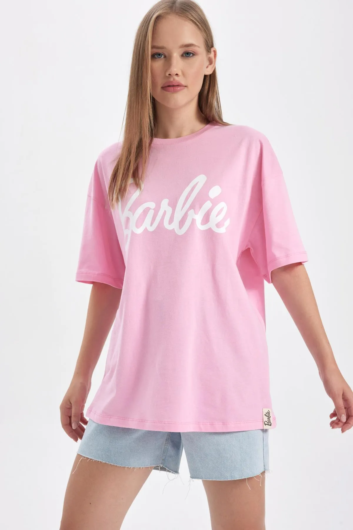 DeFacto  Cooles Barbie-T-Shirt mit Übergröße und Aufdruck, kurzärmelig, B1093ax23hs
