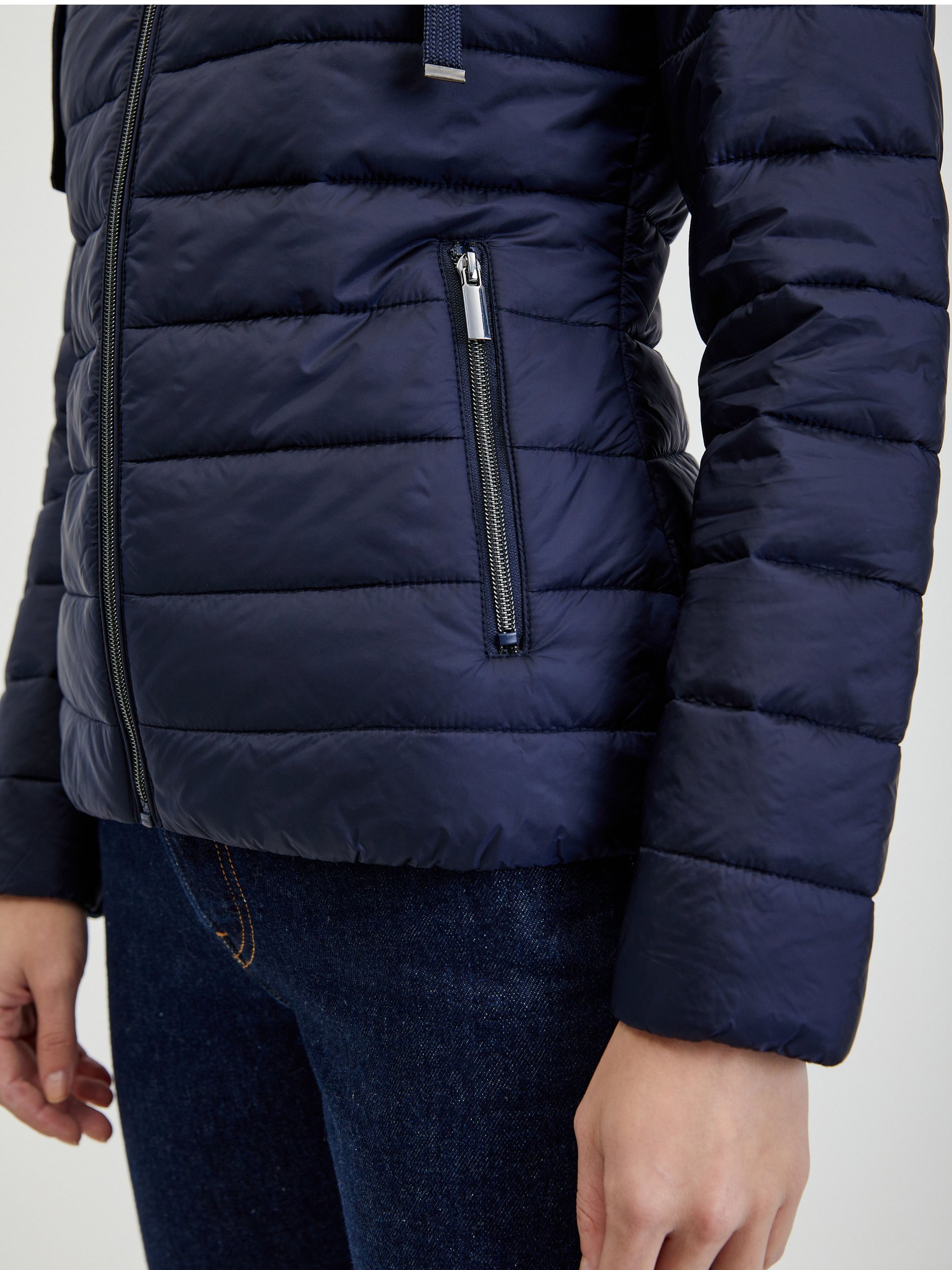 Dunkelblaue Damen-Winter-Steppjacke ORSAY