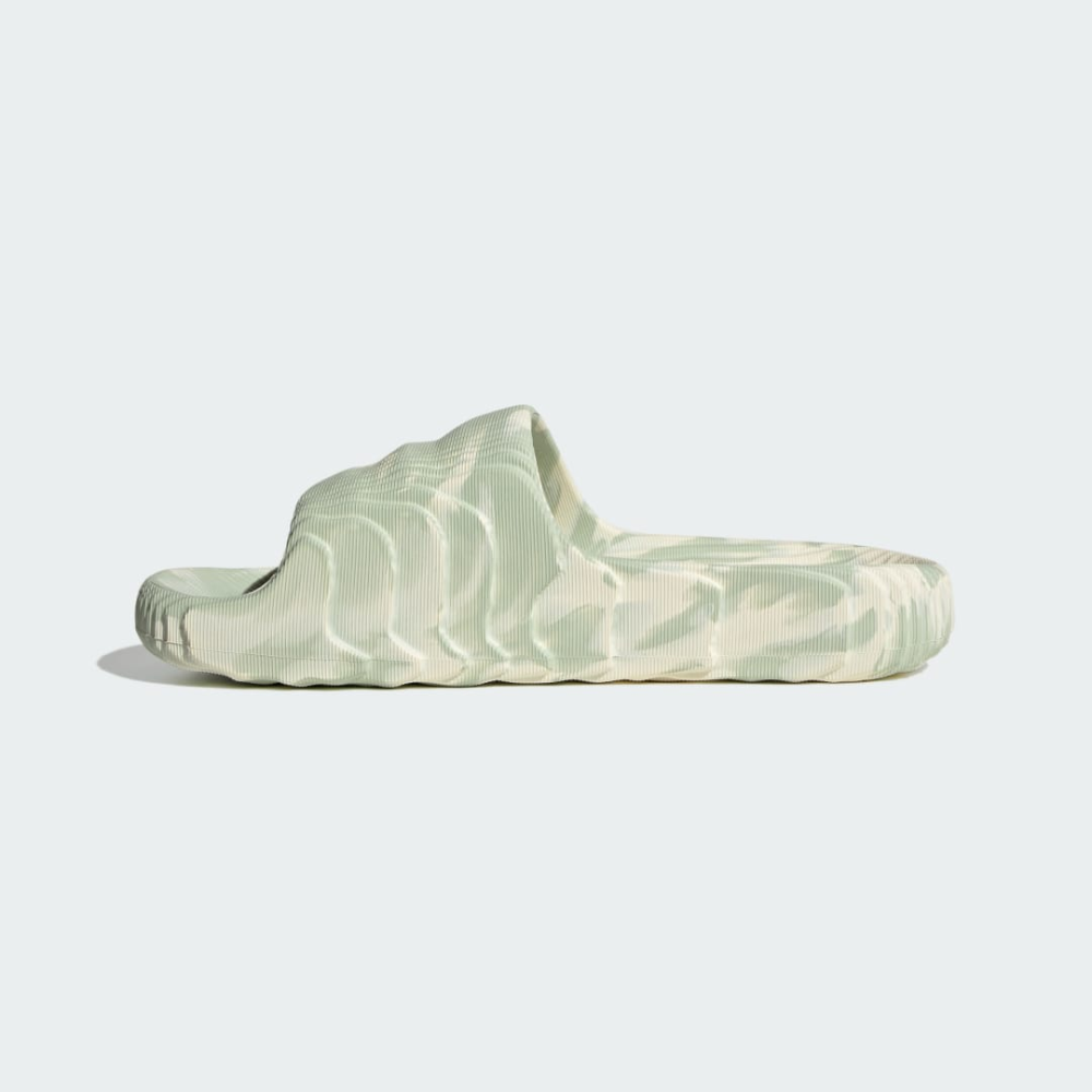 adidas Adilette 22 IG5917 / weiss