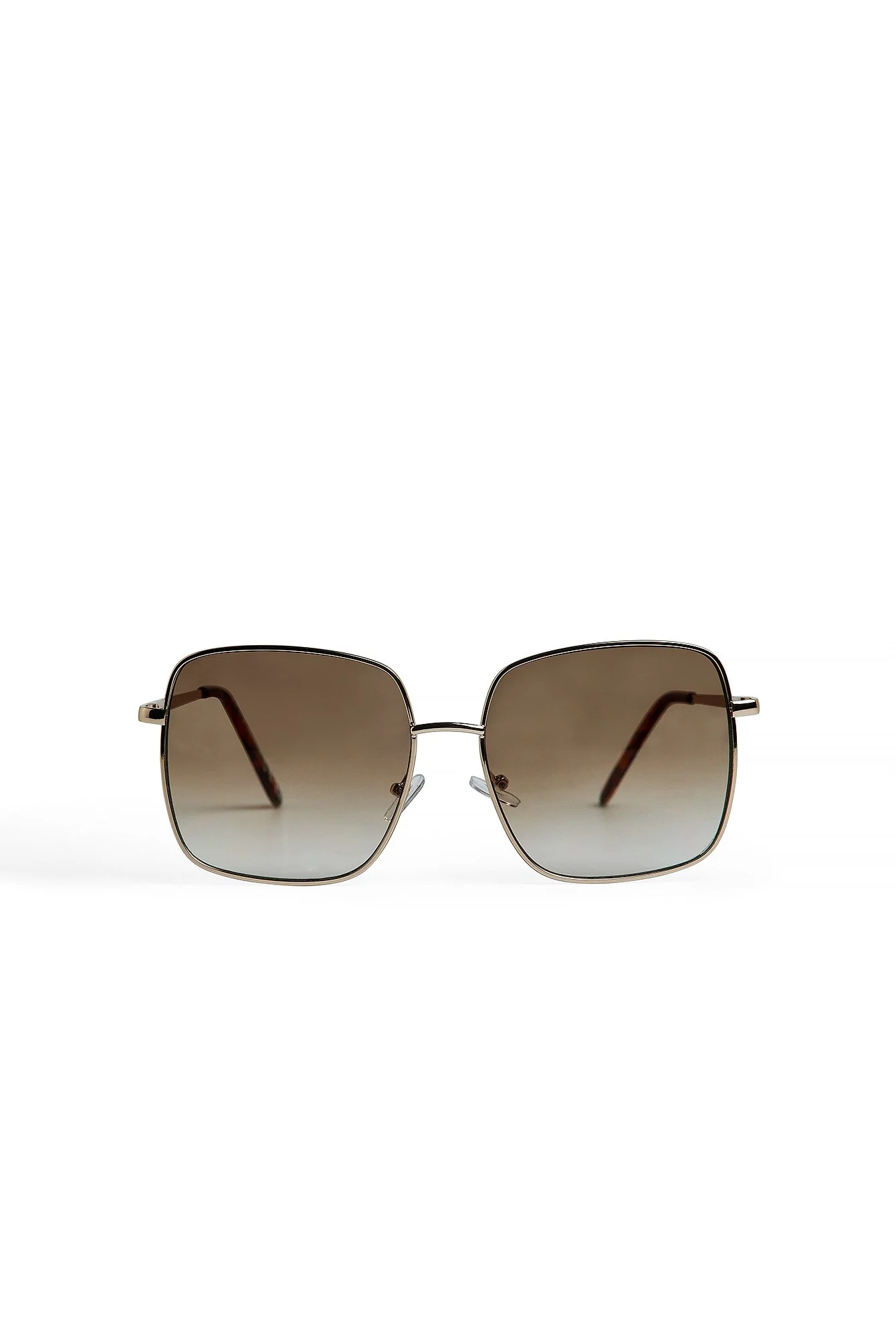 Große Sonnenbrille mit quadratischen Gläsern und Metallrahmen