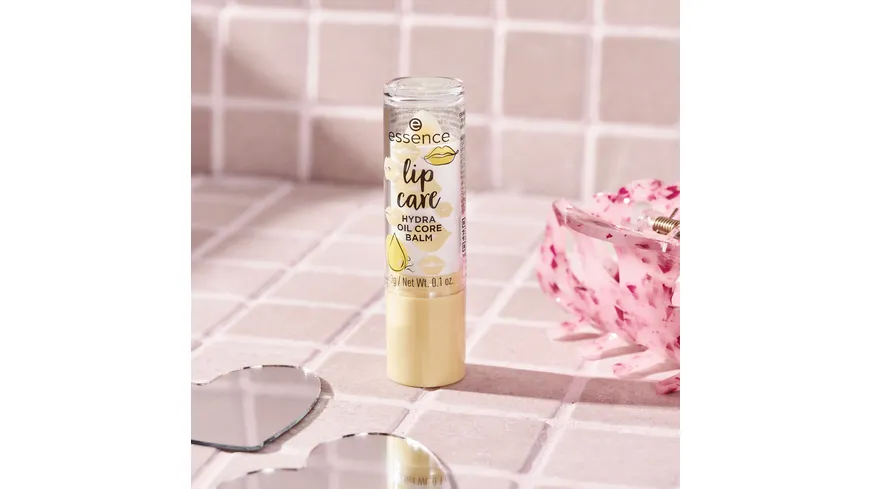 essence lip care Hydro Oil Core Balm