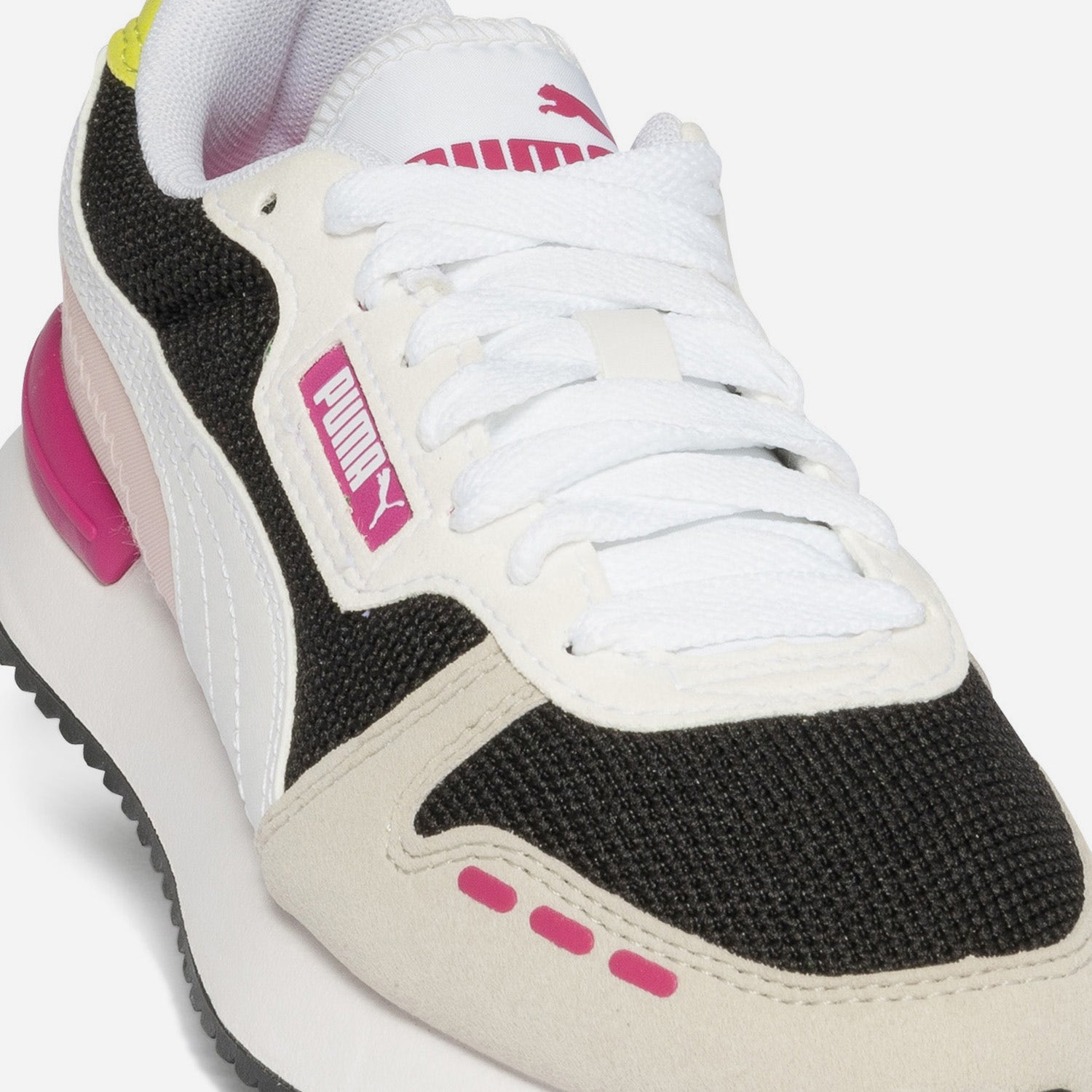 Tennis PUMA grise, noire, blanche et rose