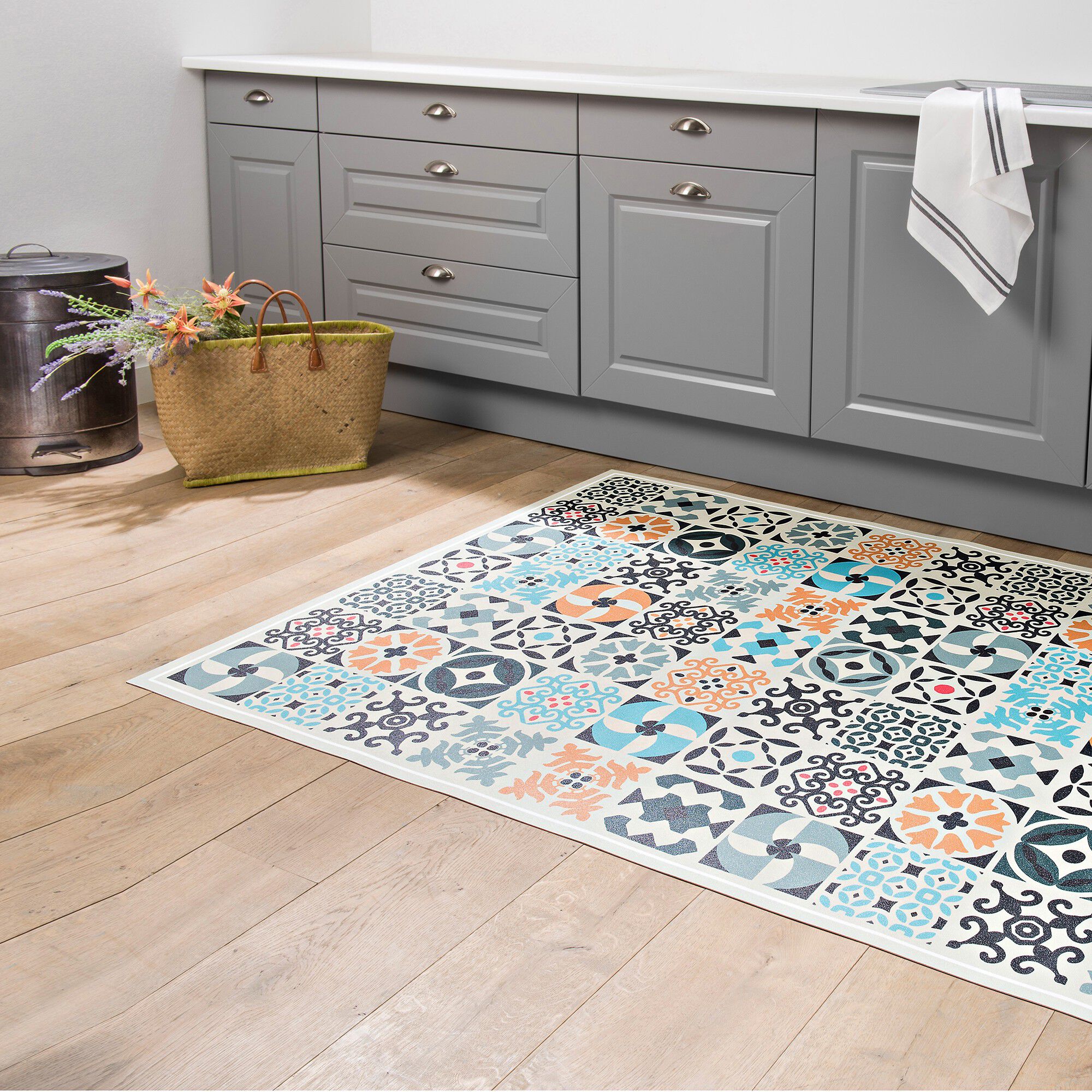 Tapis vinyle effet carreaux ciment couleur