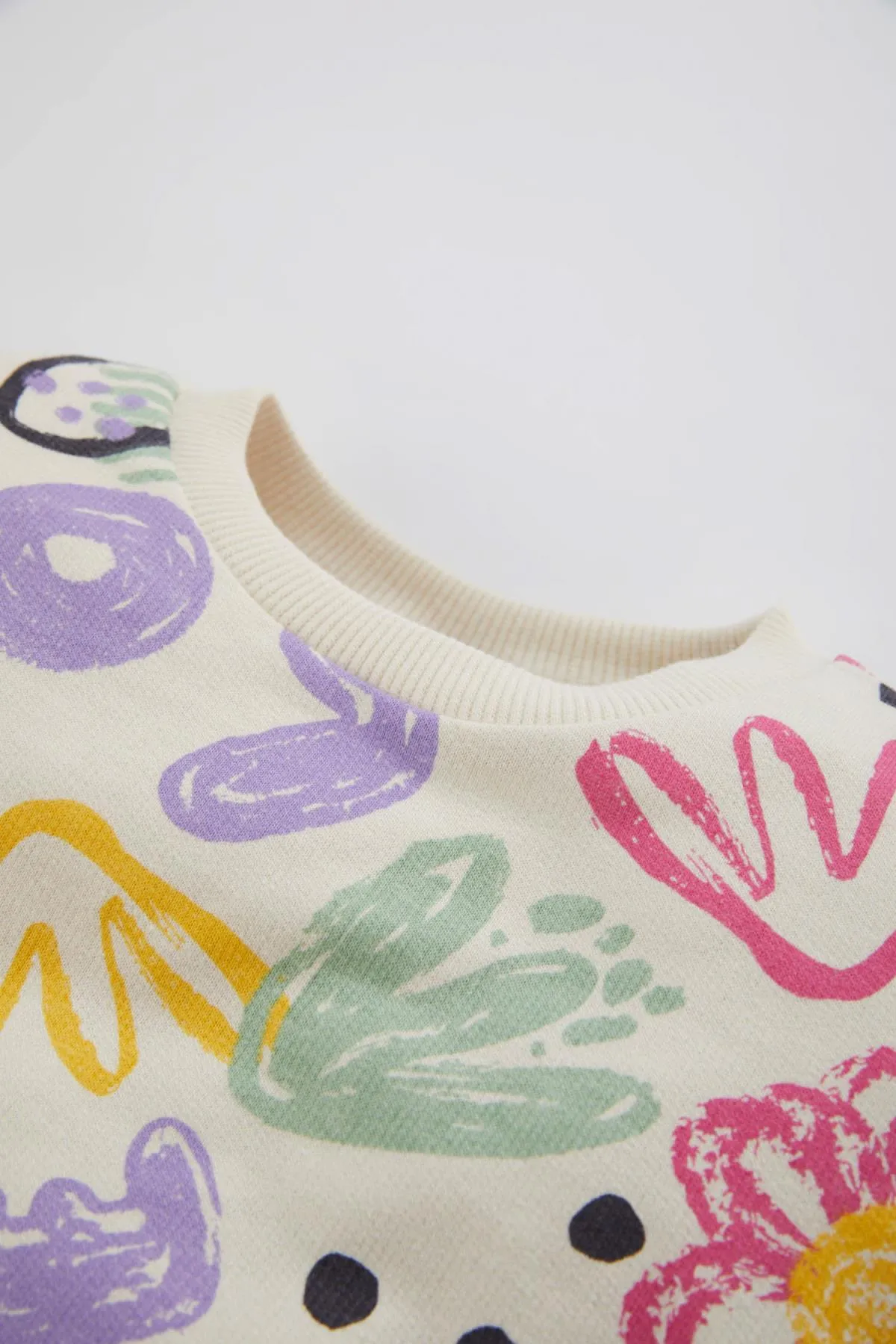 DeFacto  Gemustertes Sweatshirt mit Rundhalsausschnitt für Babys (Mädchen) B9764a524sp