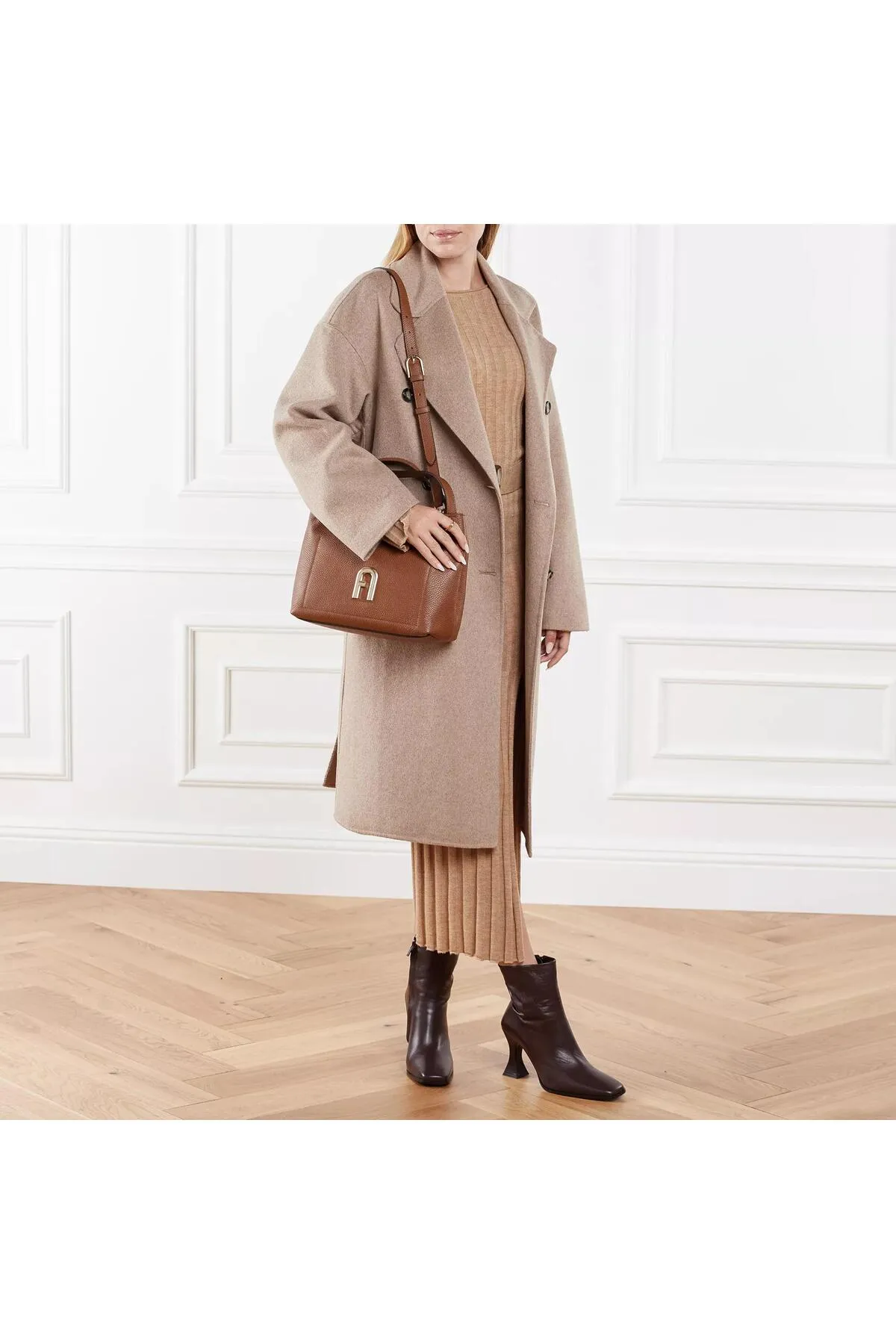 FURLA  Primula S Hobo Cognac H