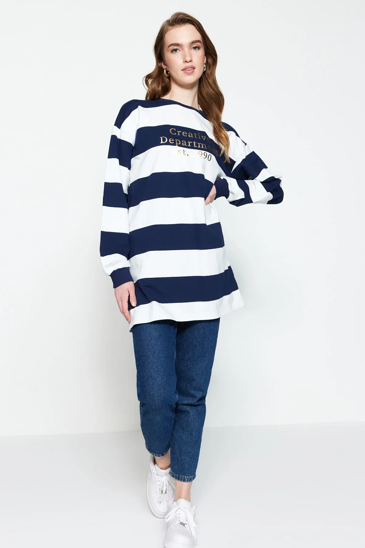 Trendyol Modest  Marineblaue gestreifte bedruckte Stricktunika TCTSS23UK00041