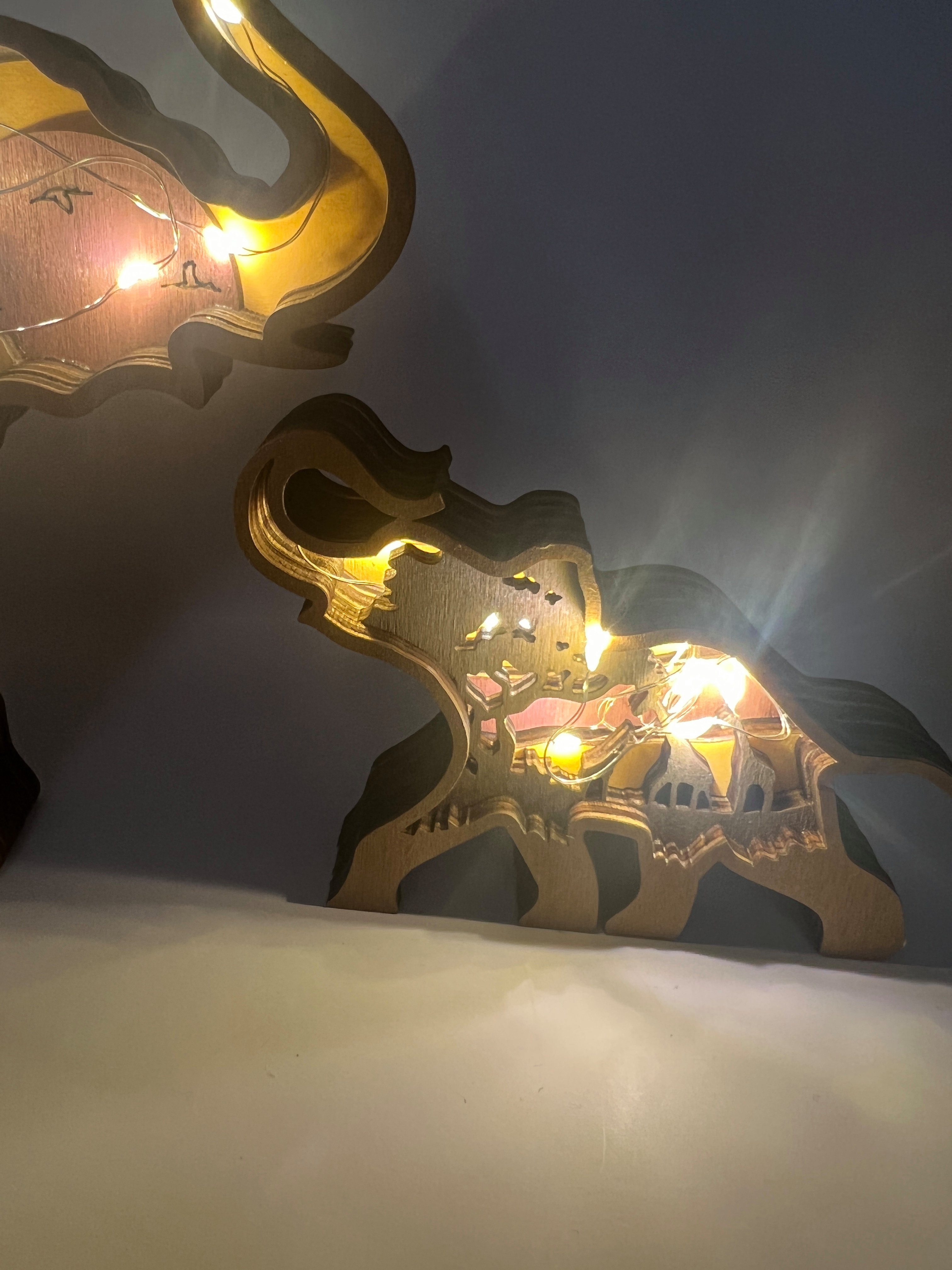 Stelby Dekofigur Tischdekoration Elefant Holzmodell mit Led Lichtern