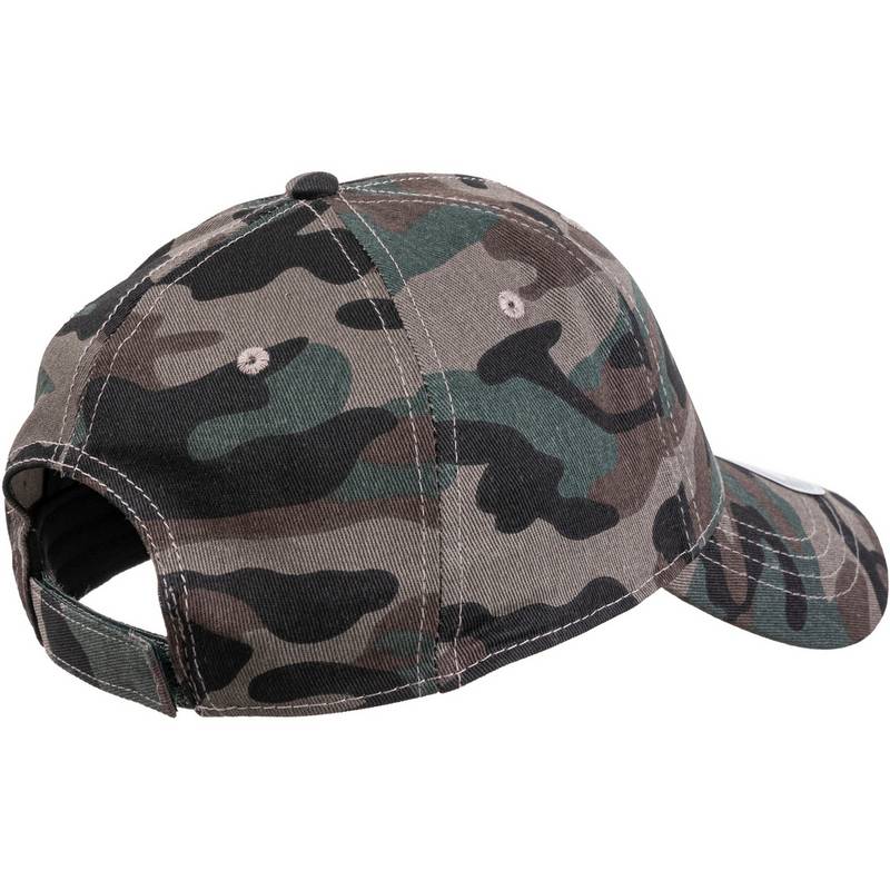 UNIVERSAL ATHLETICS North Division Cap