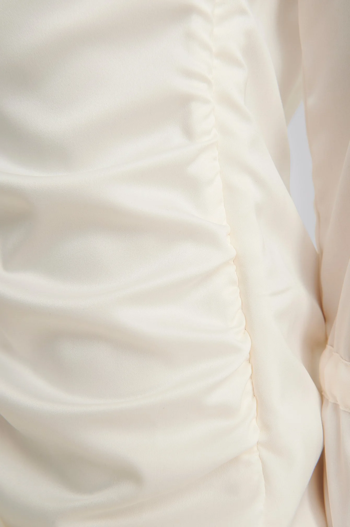 Kleid Mit Knotung Vorne