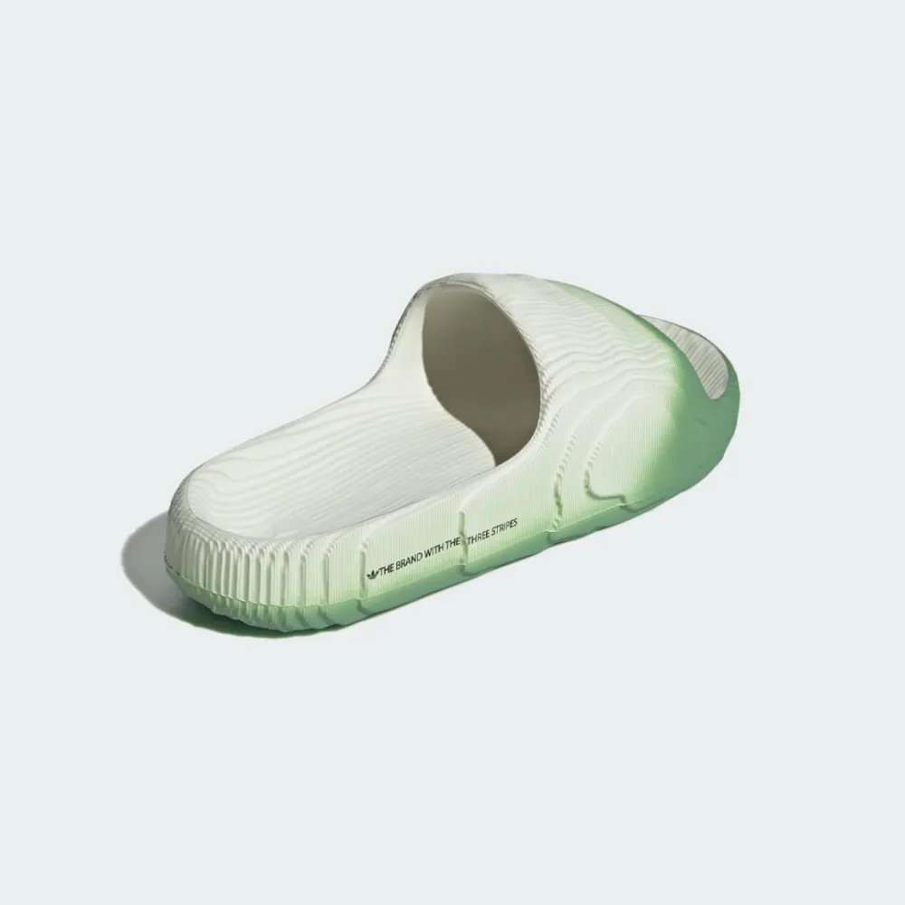 adidas Adilette 22 IF3674 / grün