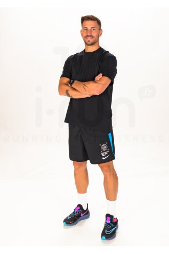 Nike Primary M