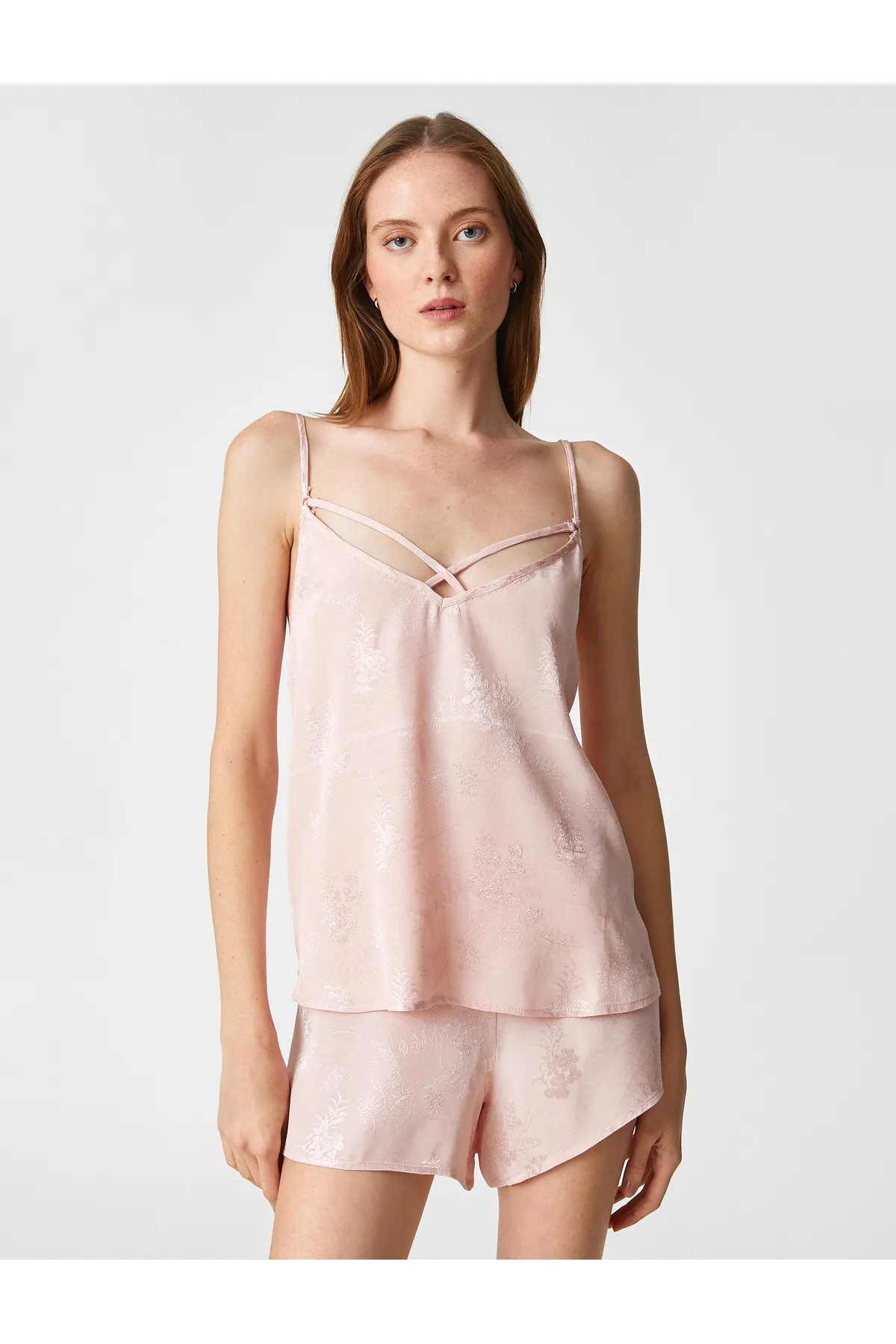 Koton  Satin-Pyjama-Oberteil mit Trägern, Paspelierung aus Viskose-Jacquard
