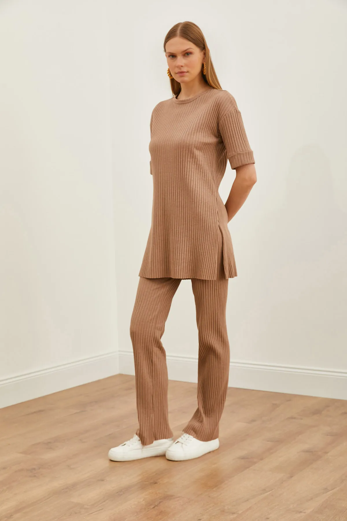 Olalook  Damen Kamel Kurzarm Unteres Oberteil Lycra Anzug TKM-19000191