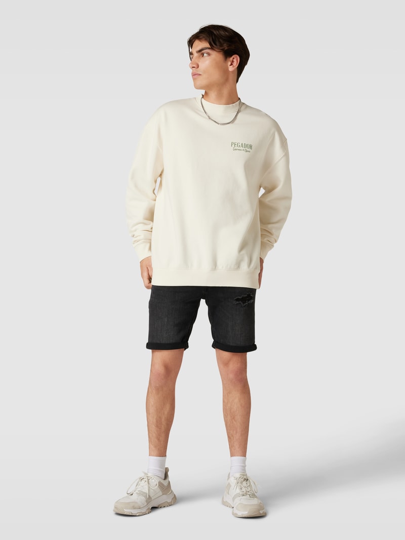 Oversized Sweatshirt mit Label-Print Modell 'Racoon' in offwhite