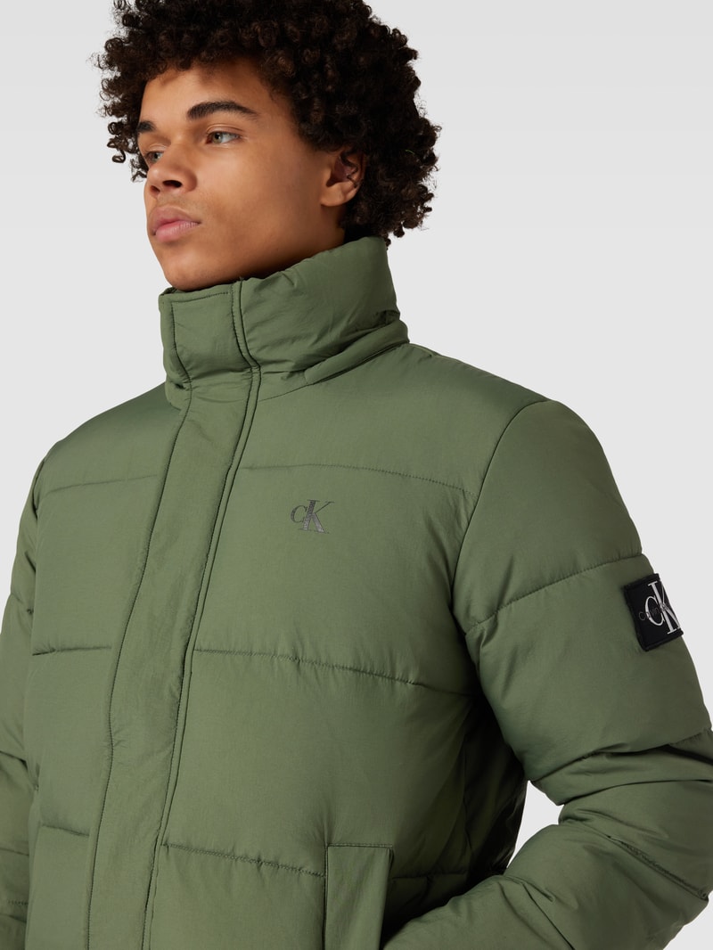 Jacke mit Label-Print in olivgrün