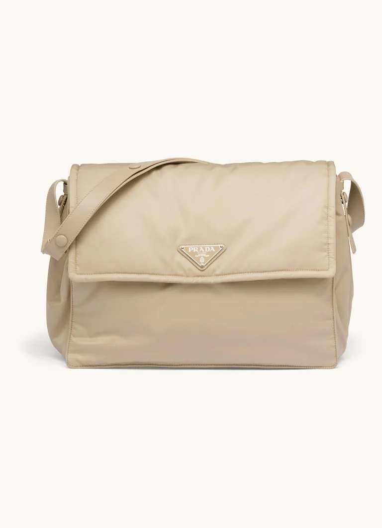 Sac bandoulière rembourré Prada Re-Nylon grand format