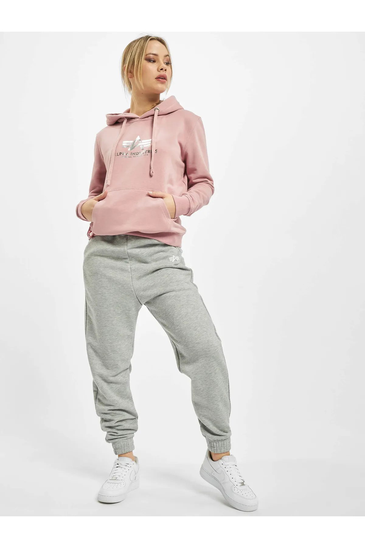 Alpha Industries  Sweatshirt - Rosa - Regular Fit