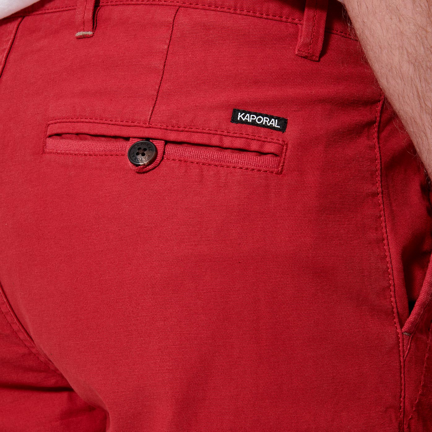 MARCO  Short rouge cargo Homme en 100% coton