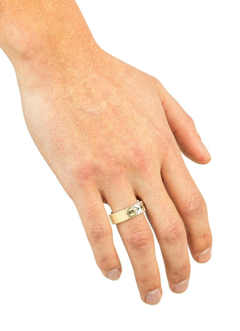 Buddha to Buddha Barbara Dual ring in silver with 14-carat gold detail