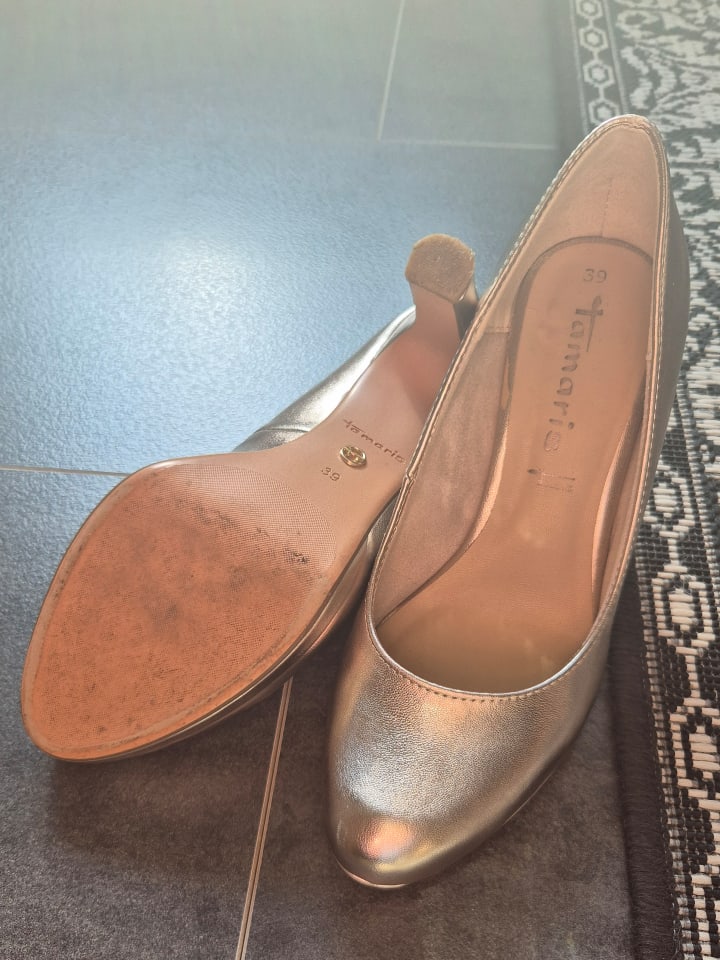 Tamaris Pumps in Gold günstig kaufen 39