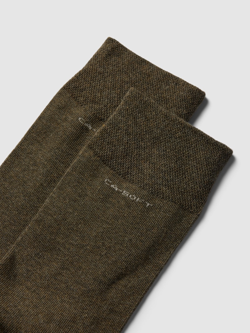 Socken mit Label-Print in olivgrün