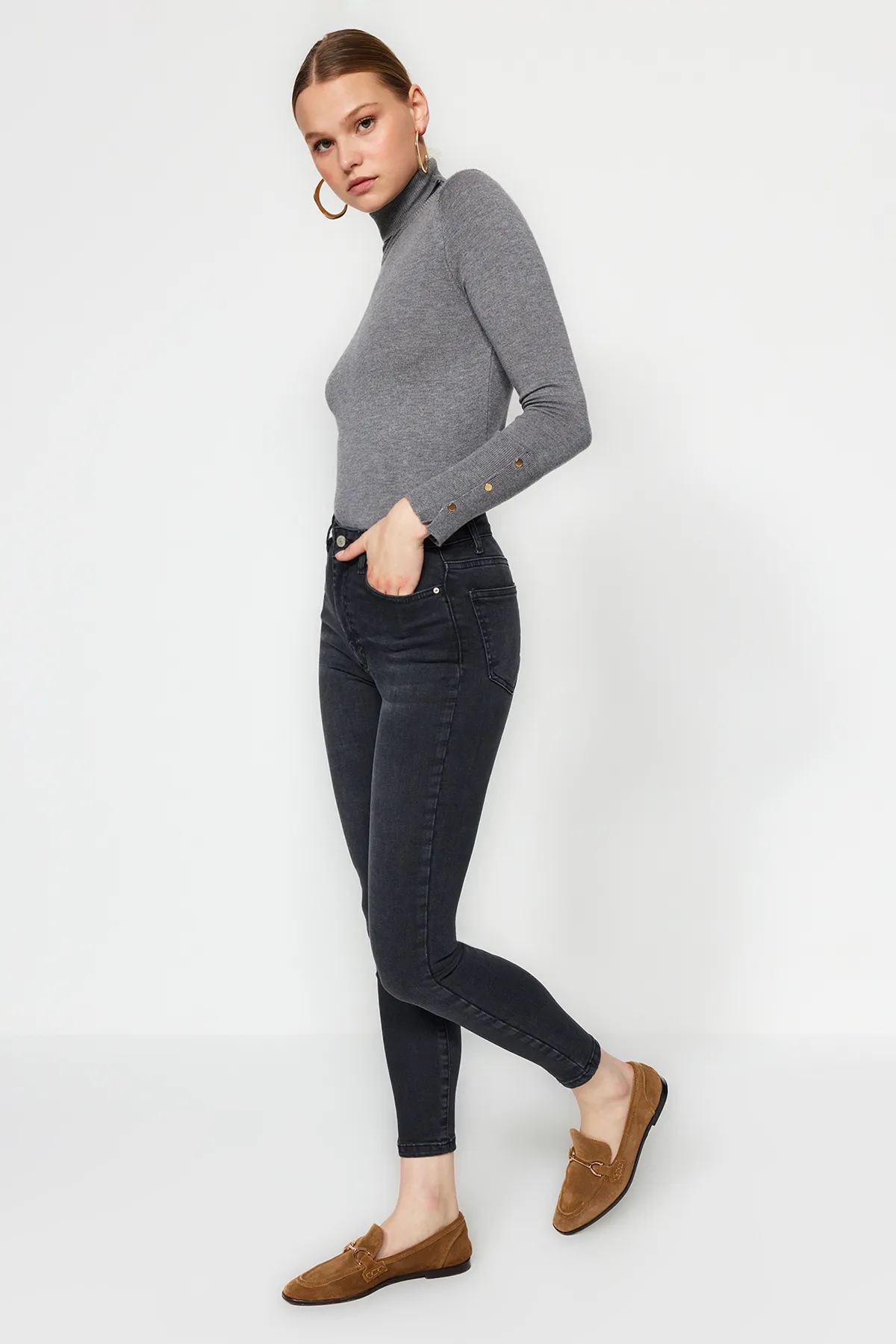 Trendyol Collection  Schwarze High Waist Skinny Jeans in Einheitsgröße TWOAW24JE00277