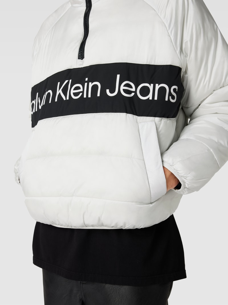 Parka mit Label-Print Modell 'INSTITUTIONAL' in offwhite