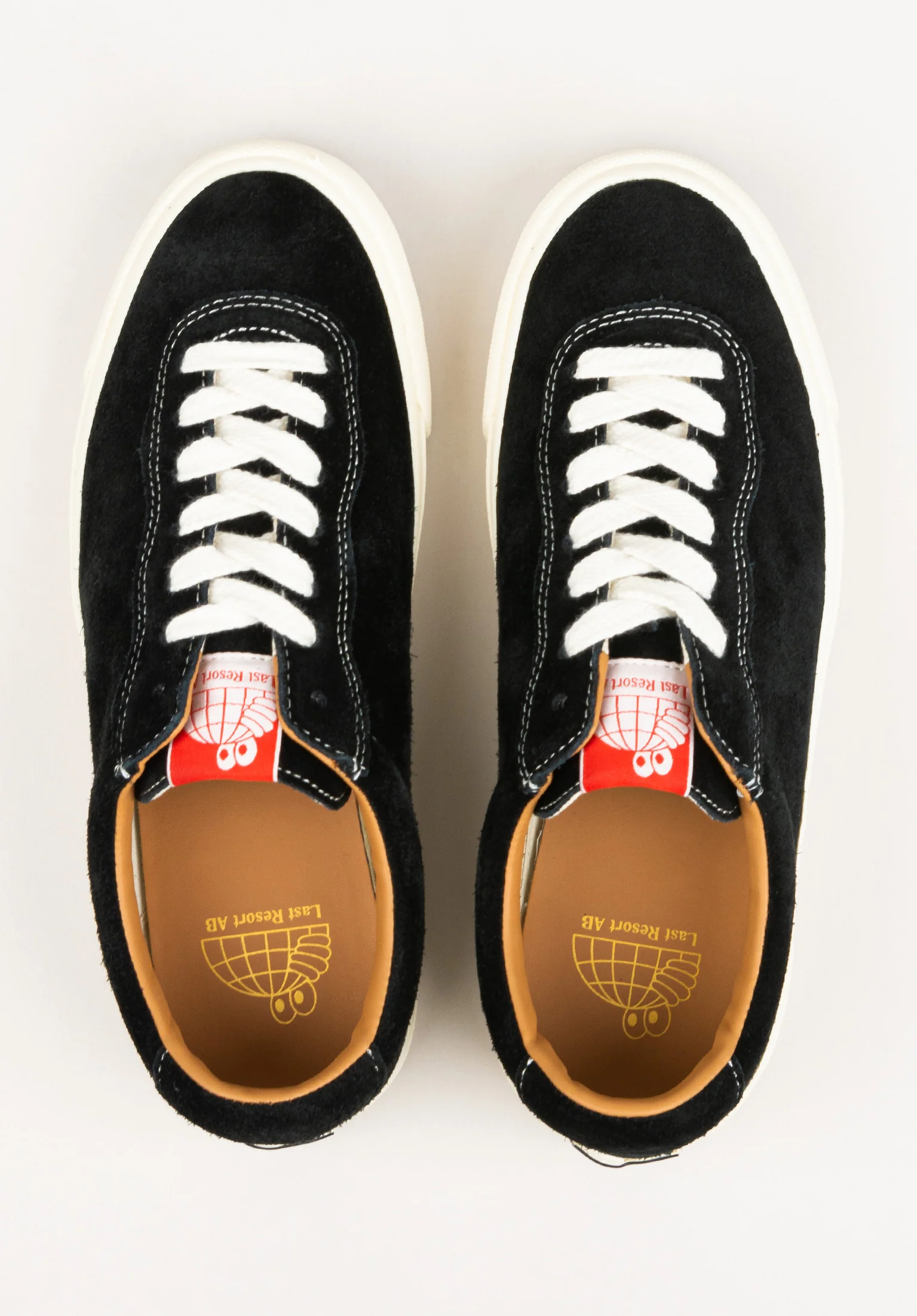VM001 Suede Low