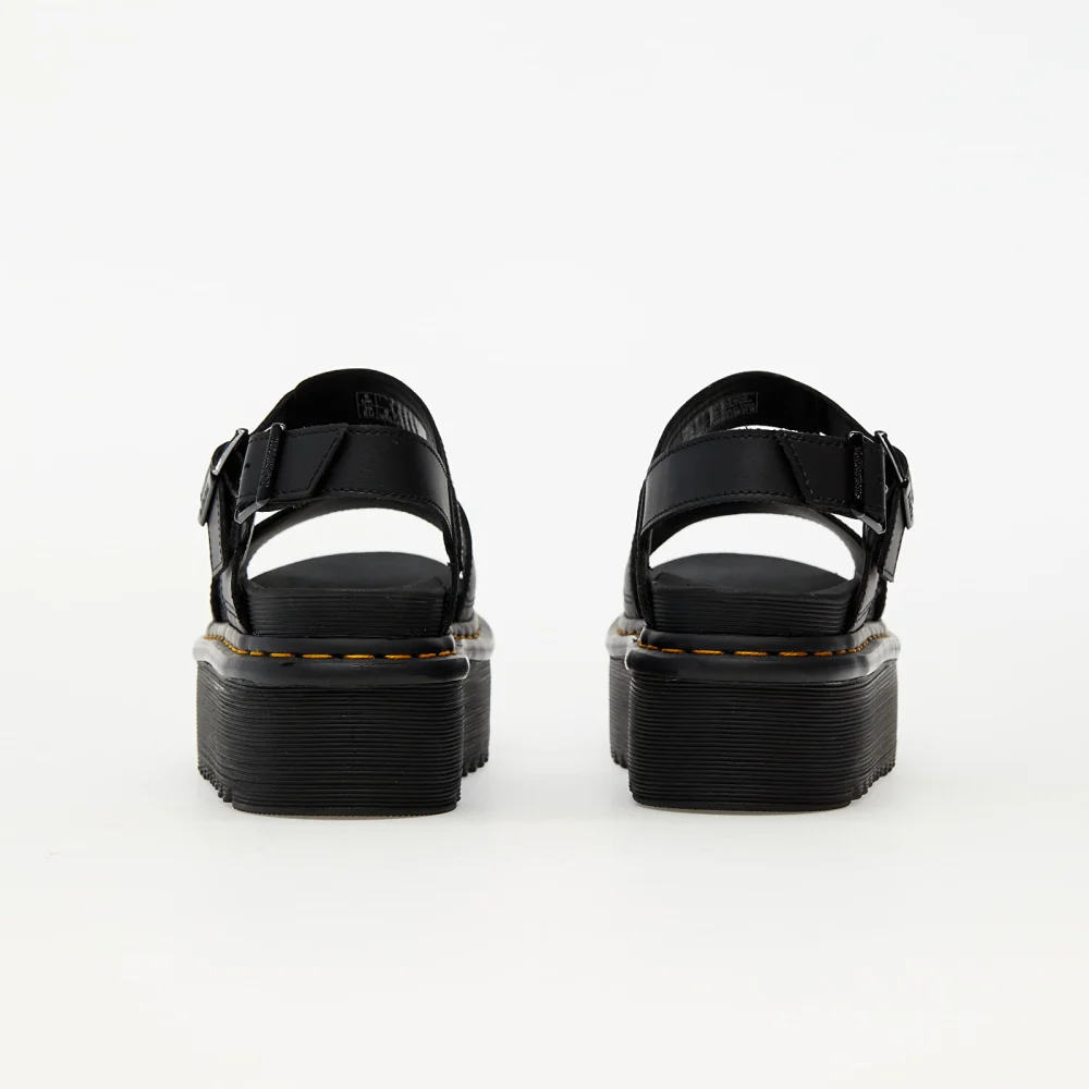 Dr. Martens Voss Quad DM26725001 / schwarz