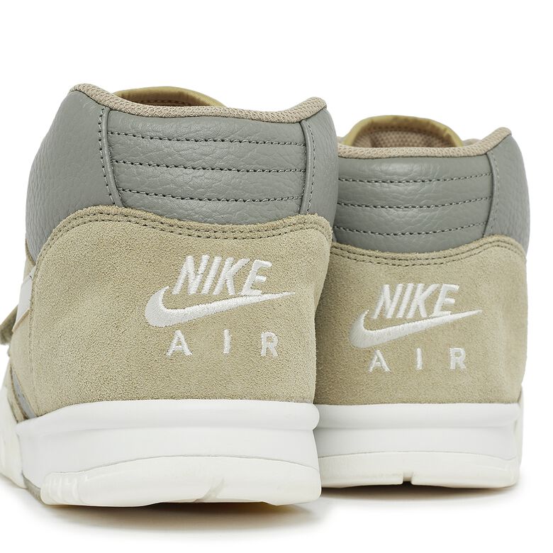 NIKE Air Trainer 1 