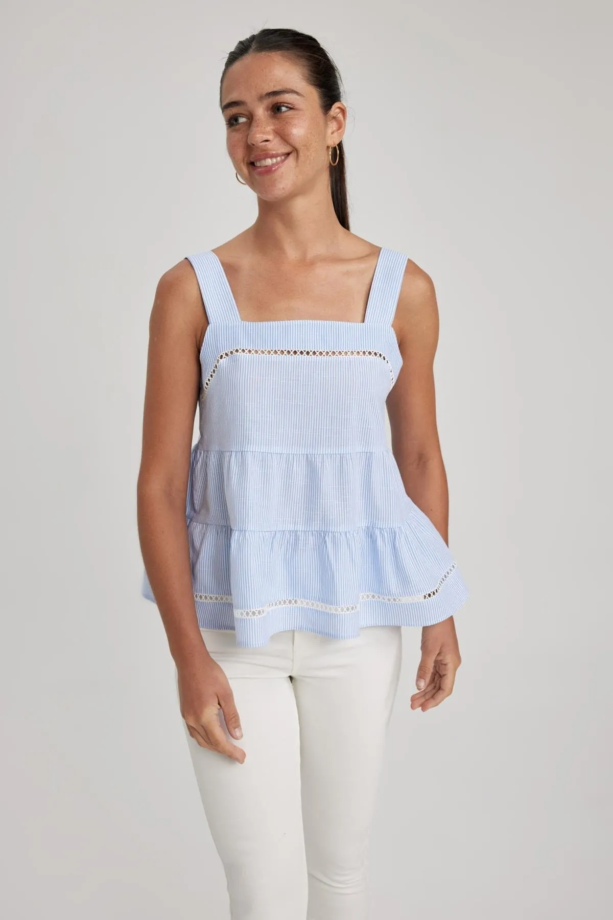 DeFacto  Bluse mit Riemchenkragen und quadratischem Kragen, 100 % Baumwolle, A9414ax23hs