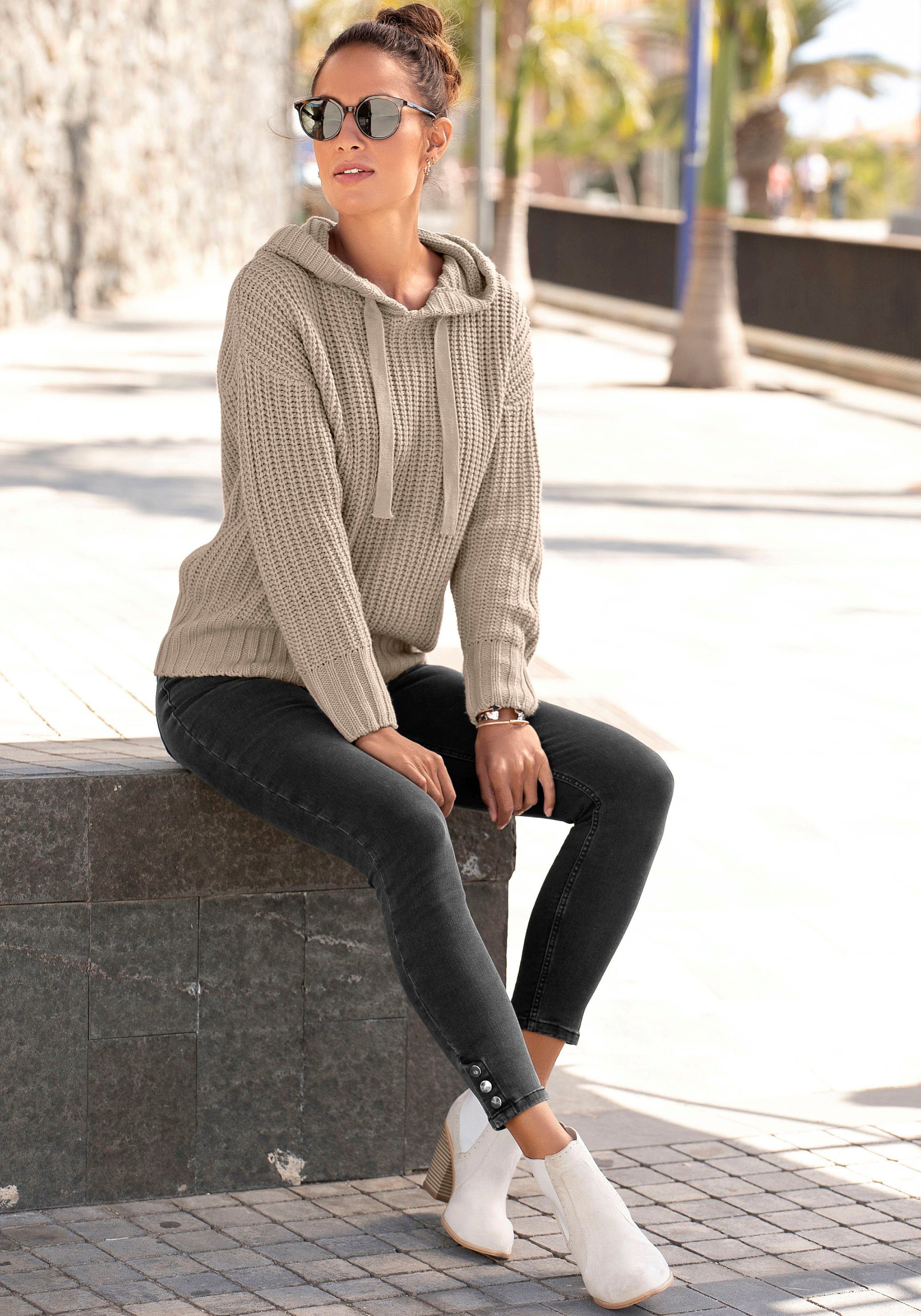 LASCANA Kapuzenpullover aus weichem Grobstrick