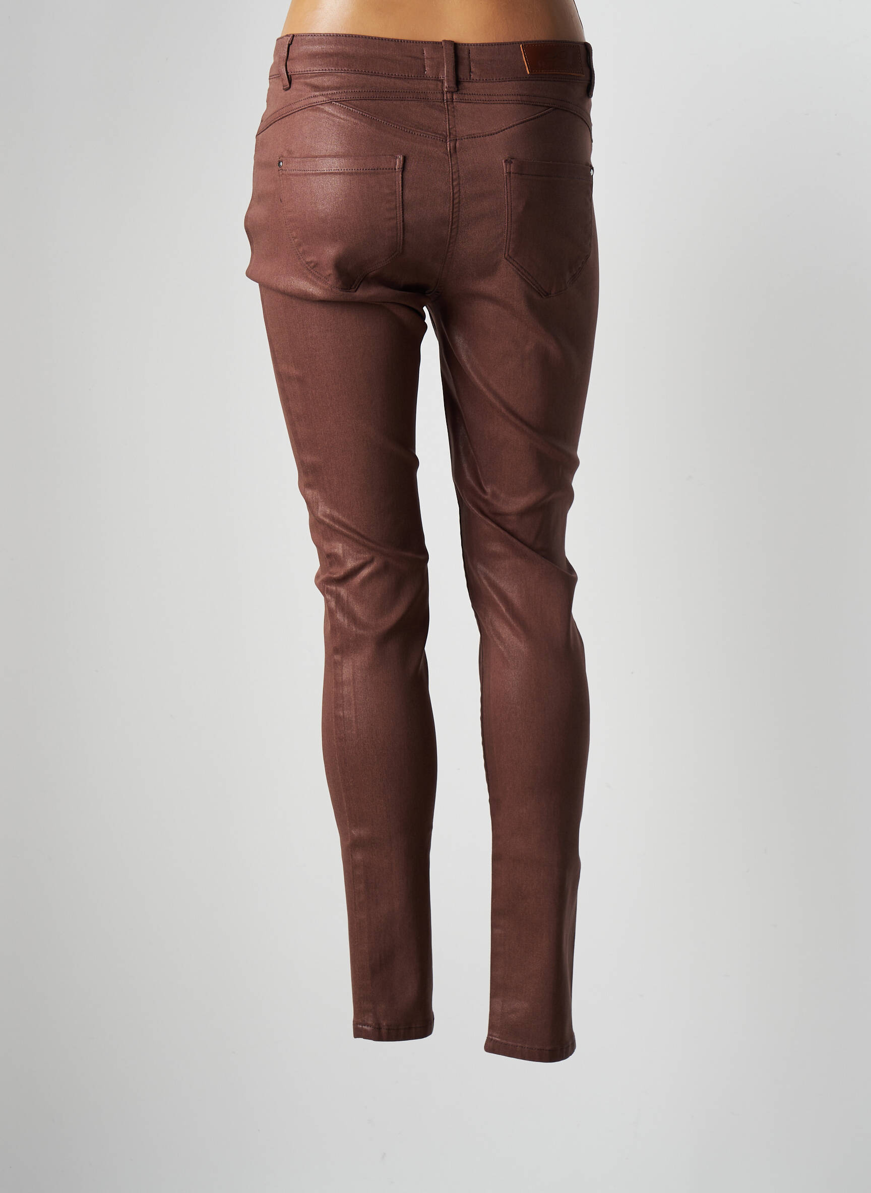 Julie Guerlande Jeans Coupe Slim Femme couleur marron