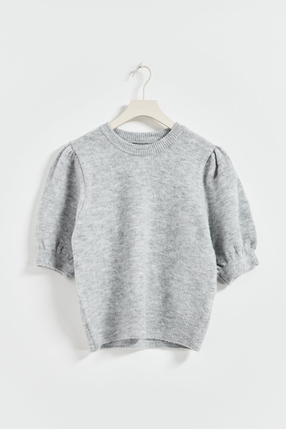 Knitted puff sleeve top