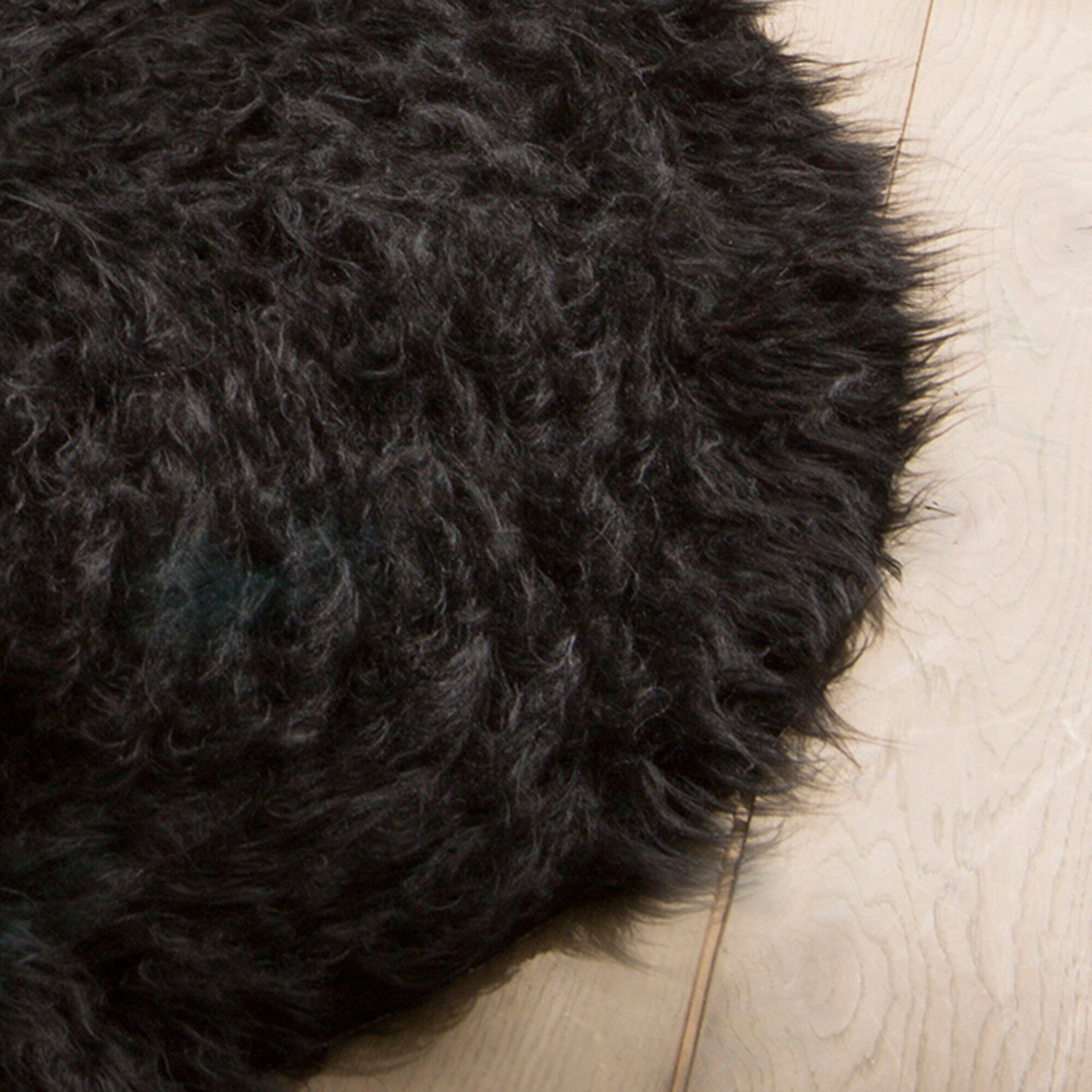 Tapis rond poils longs