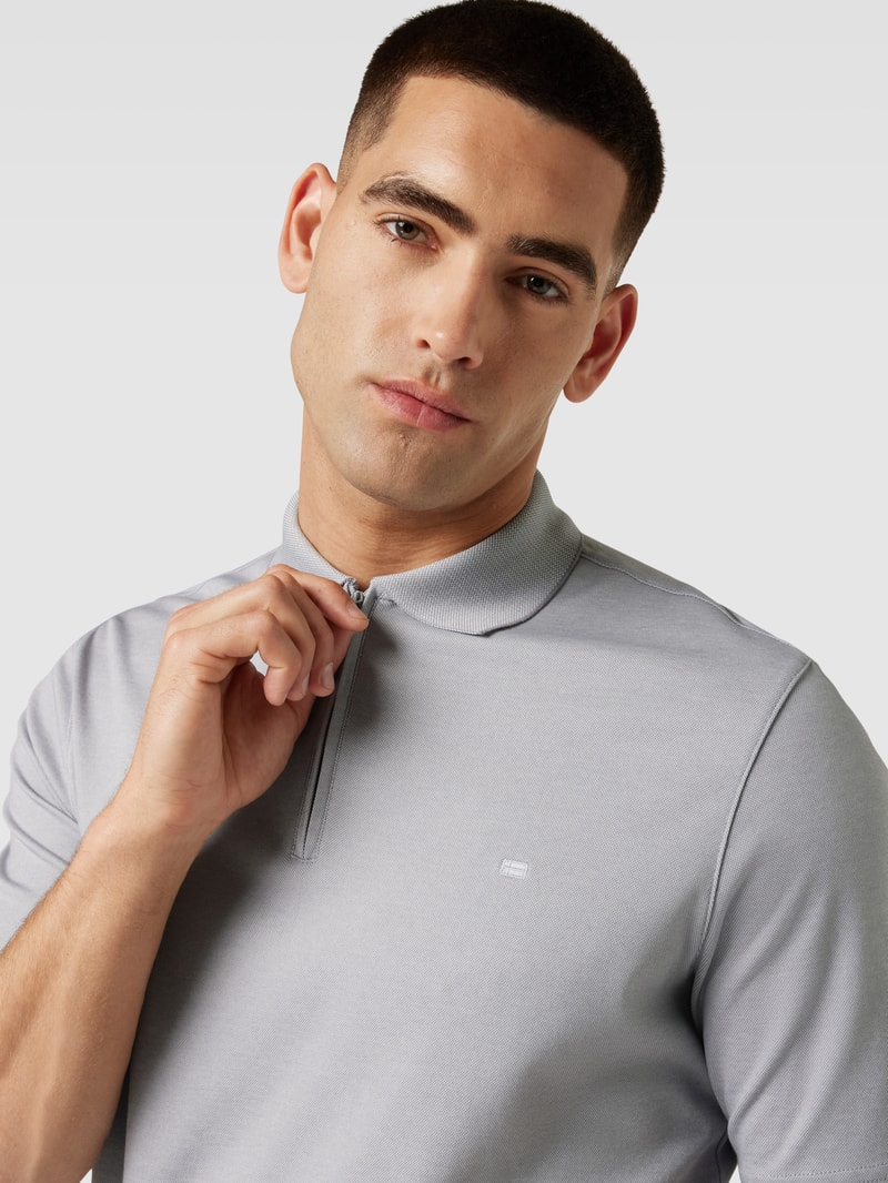 Poloshirt mit Reißverschluss in mittelgrau