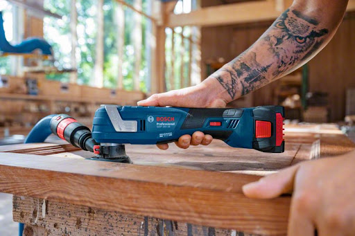 Πολυεργαλείο Bosch Blue 06018G2002 GOP 18V-34 18V Li-Ion χωρίς μπαταρίες και φορτιστή σε L-Boxx + αξεσουάρ
