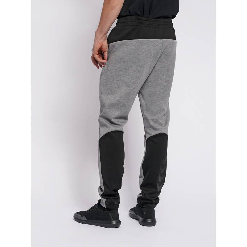 hummel hmlTROPPER TAPERED PANTS Sweathose Herren