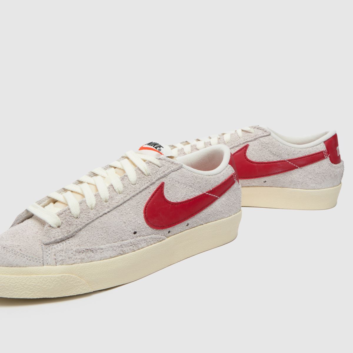 Nike Blazer Lo 77 Vintage edzőcipő fehér és piros színben