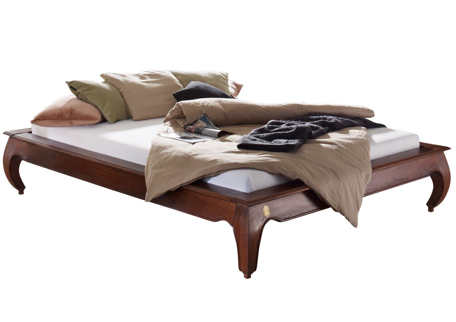 Massivmoebel24 Massivholzbett OPIUM (Bett aus robustem Massivholz, massives Holzbett Bettgestell, Doppelbett im Landhausstil, mit extravaganten Beinen, in braun lackiert 200x200 Akazie)